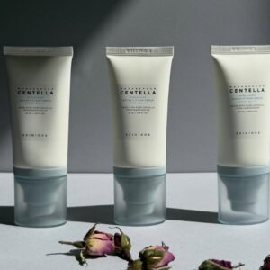 ضد آفتاب آبرسان سنتلا اسکین 1004 اصل ۵۰ میل